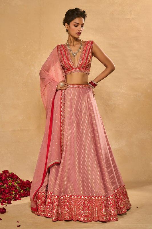 MINA DAMAN LEHENGA