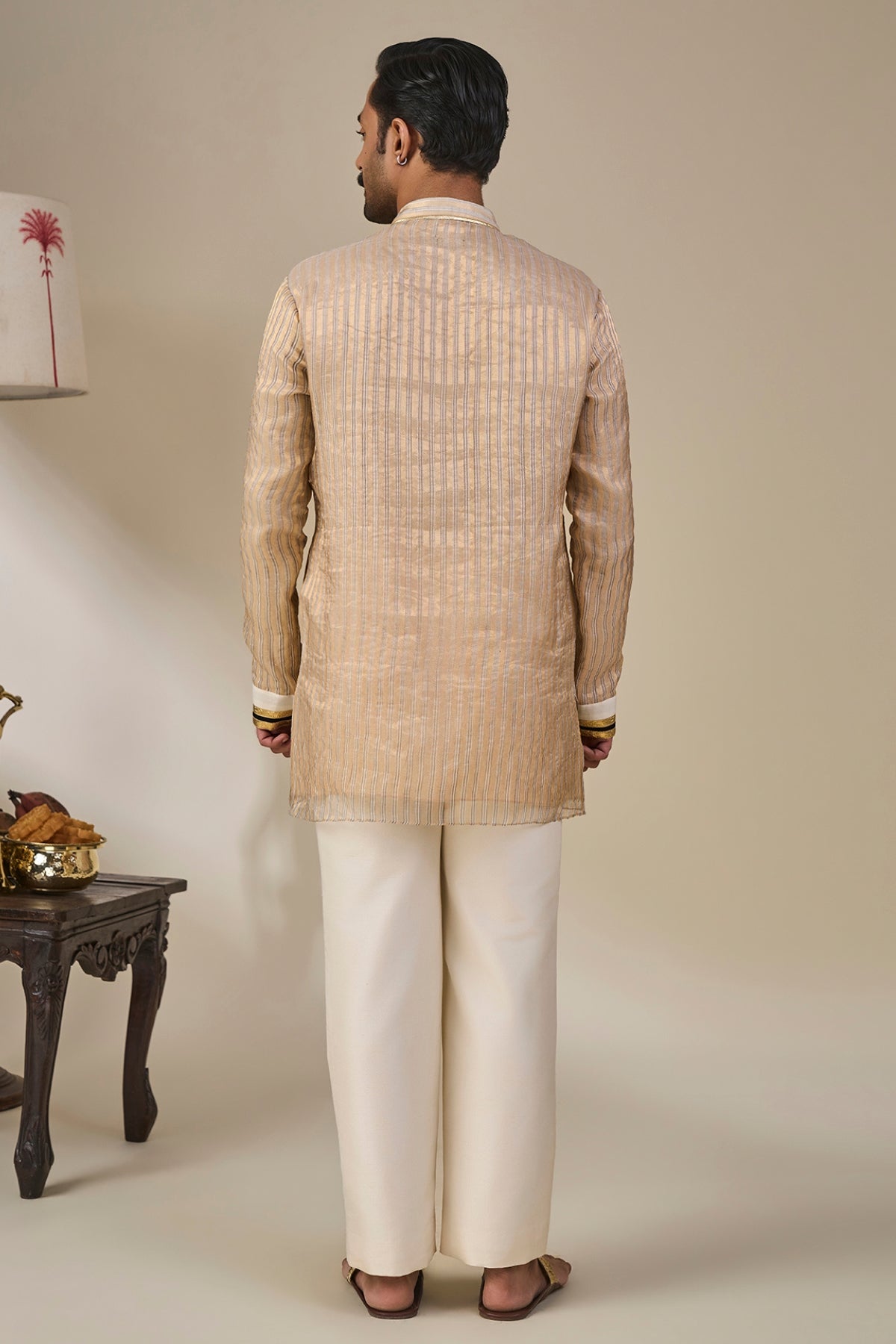 Ivory Kochi Conch Kurta