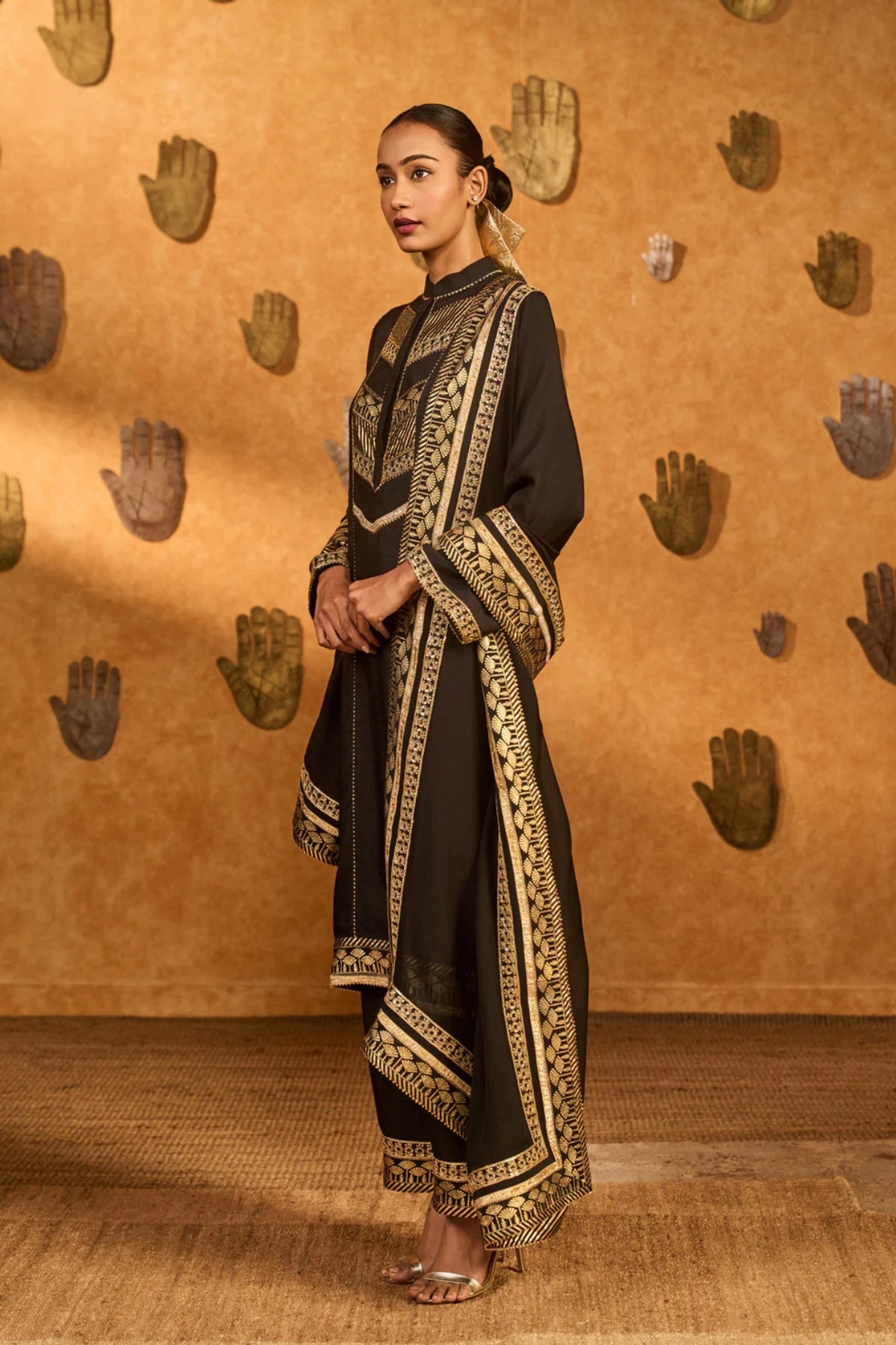 Black Vase Culotte Set