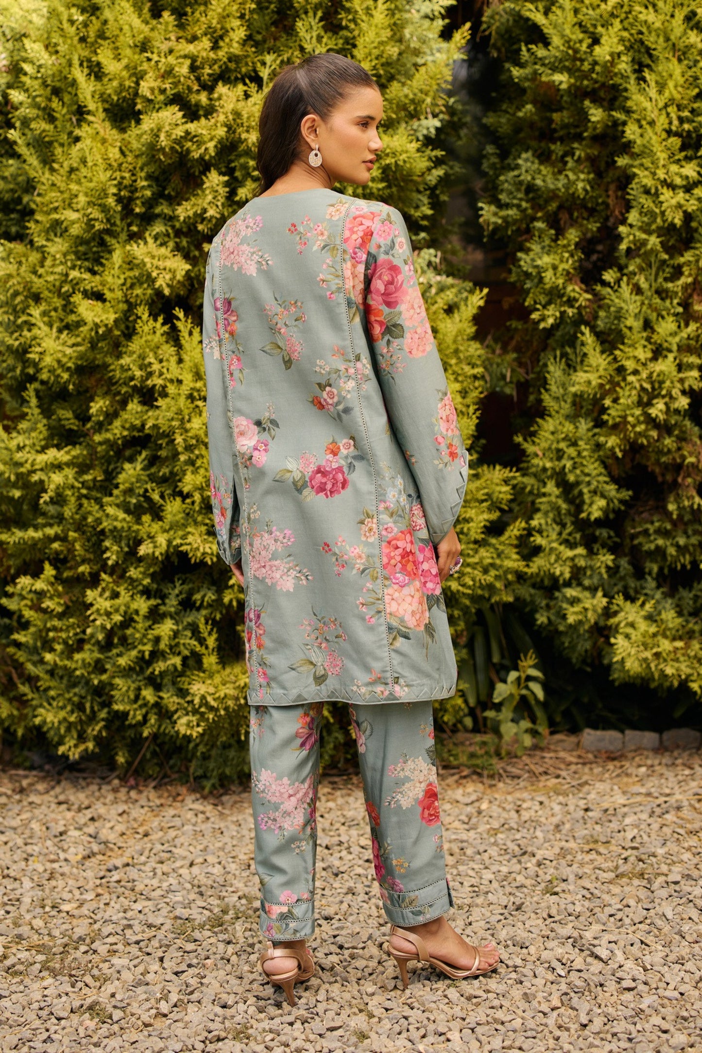 SAGE GREEN FLORAL PRINT