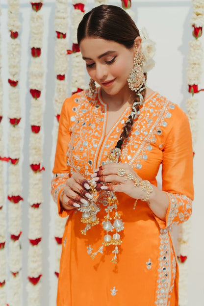 Aamna Sharif in Aadhira Sharara Set