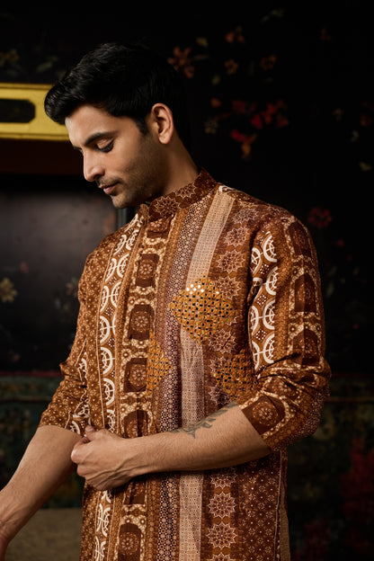 CARAMEL PRINT & HIGHLIGHTED KURTA & PANTS