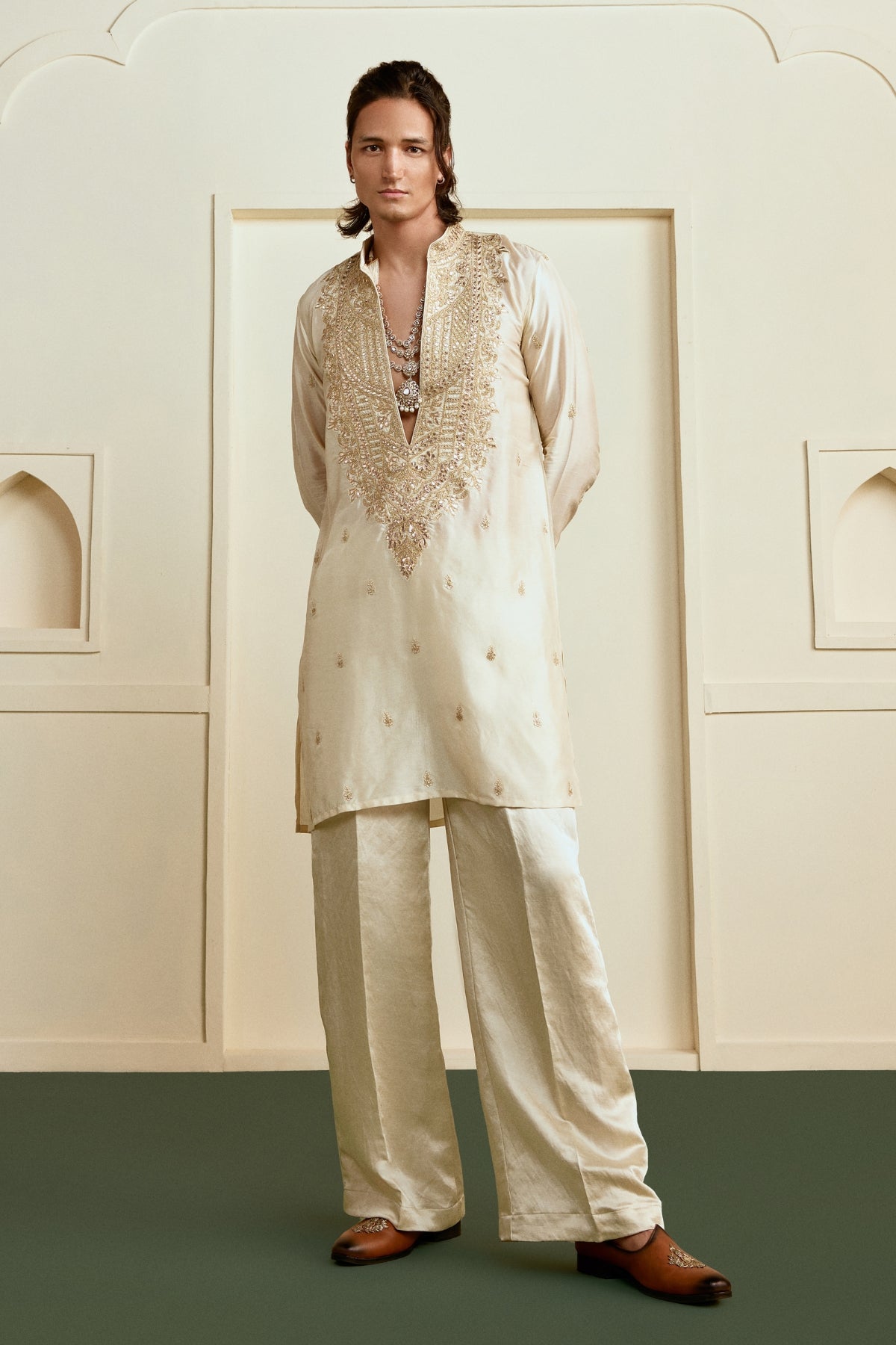 Pranav Kurta Set