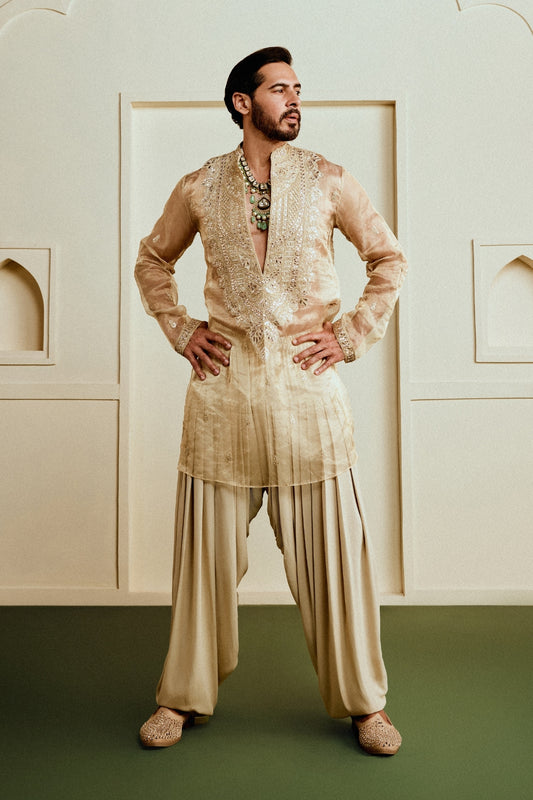 Dino Morea in Ehraan Kurta Set