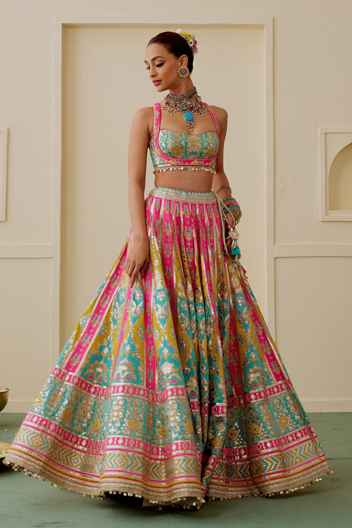 Zamaana Lehenga Set