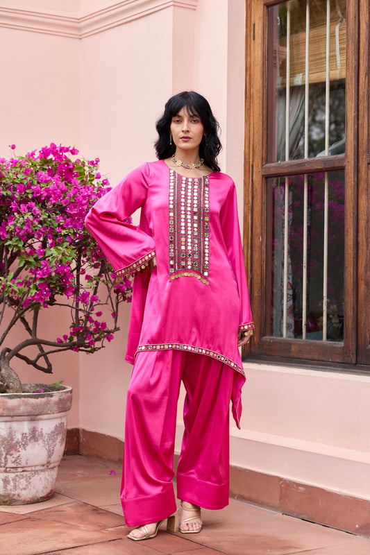 FUSCHIA PINK EMBROIDERED KURTI SET