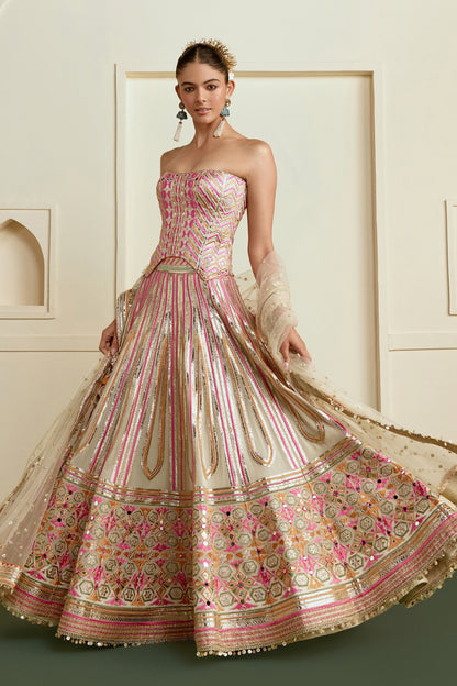 Ameesha lehenga Set