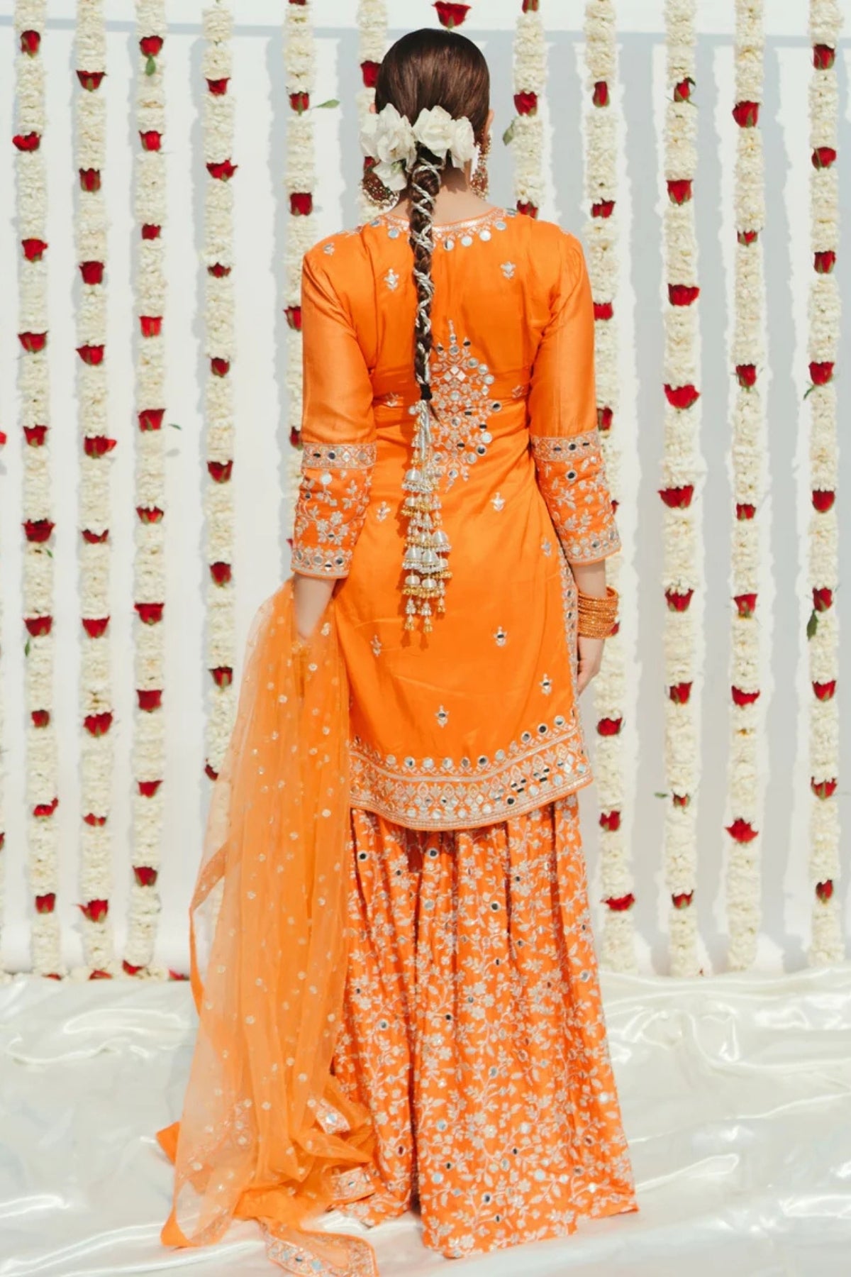 Aamna Sharif in Aadhira Sharara Set