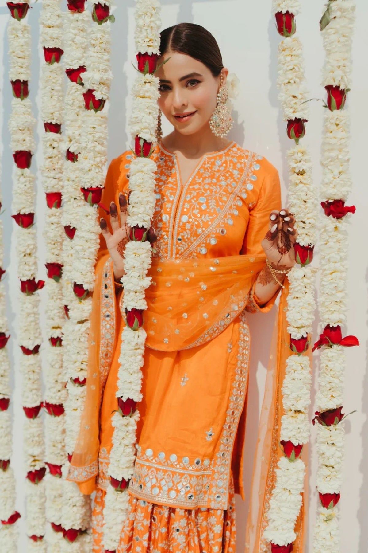 Aamna Sharif in Aadhira Sharara Set