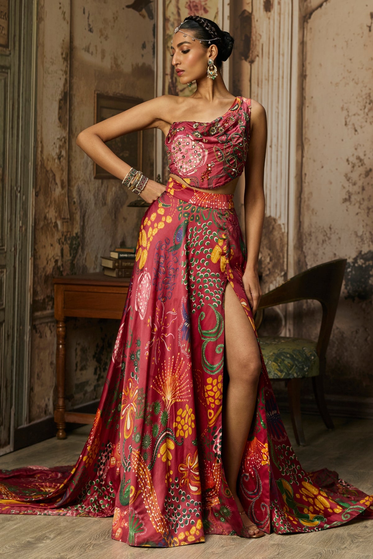 DEEP RED PRINTED AND HIGHLIGHTED SLIT SKIRT SET