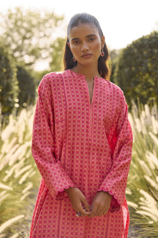 FUSCHIA GEOMETRIC PRINT