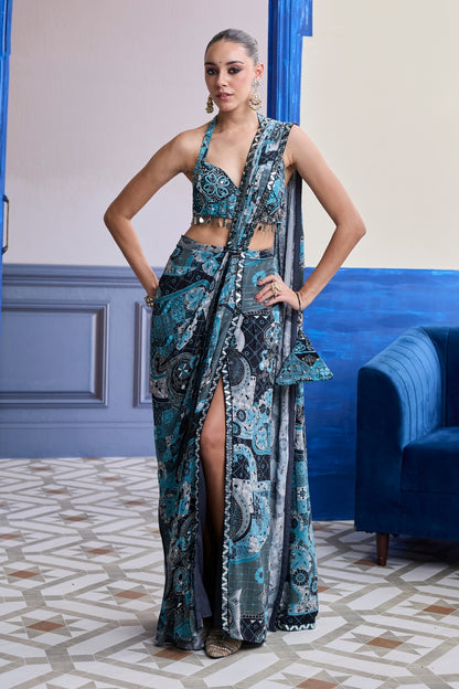 TEAL MOSAIC BLOUSE WITH HIGHLIGHTED BORDER SLIT SAREE SET