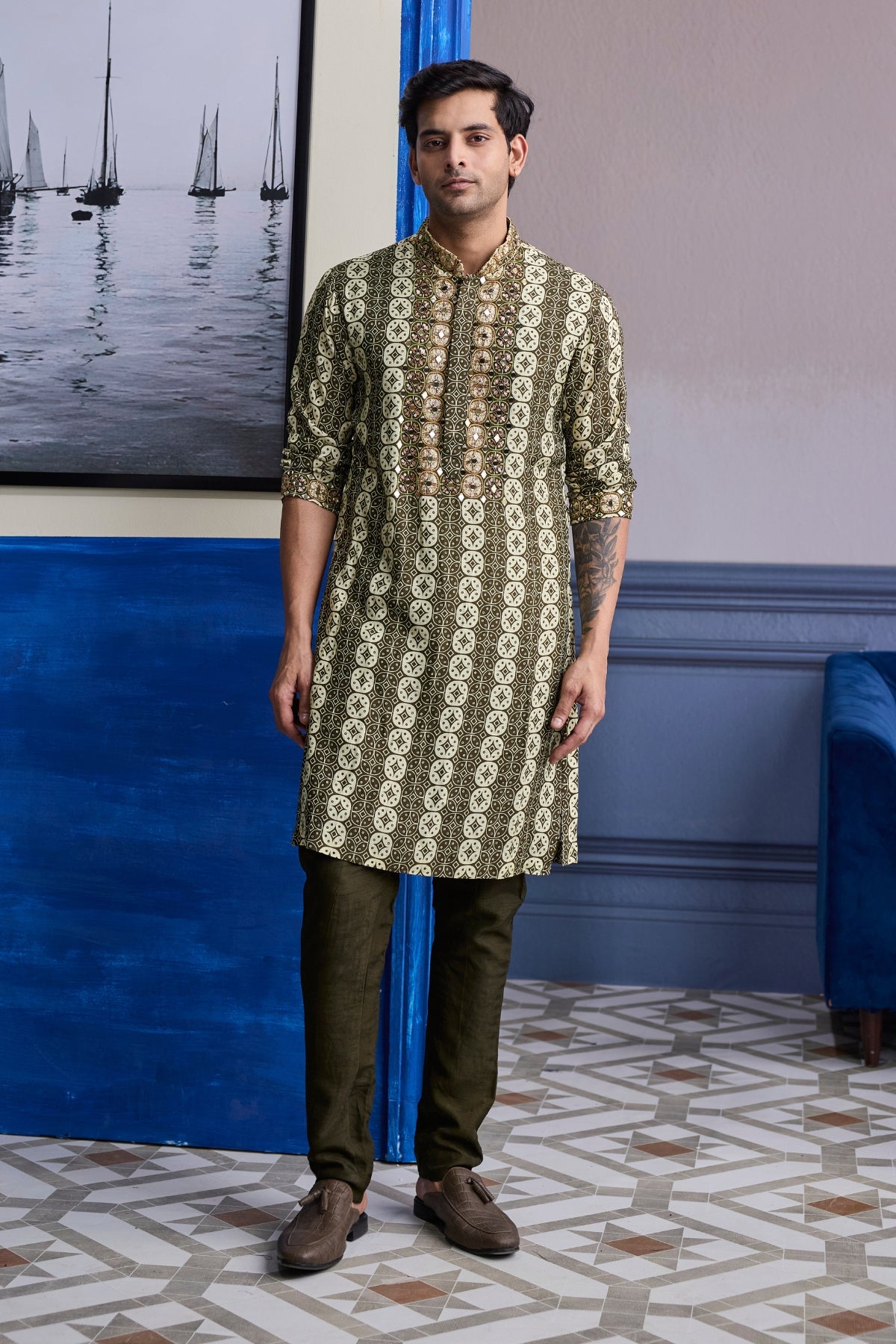 OLIVE BUTTA HIGHLIGHTED KURTA WITH SOLID PANTS