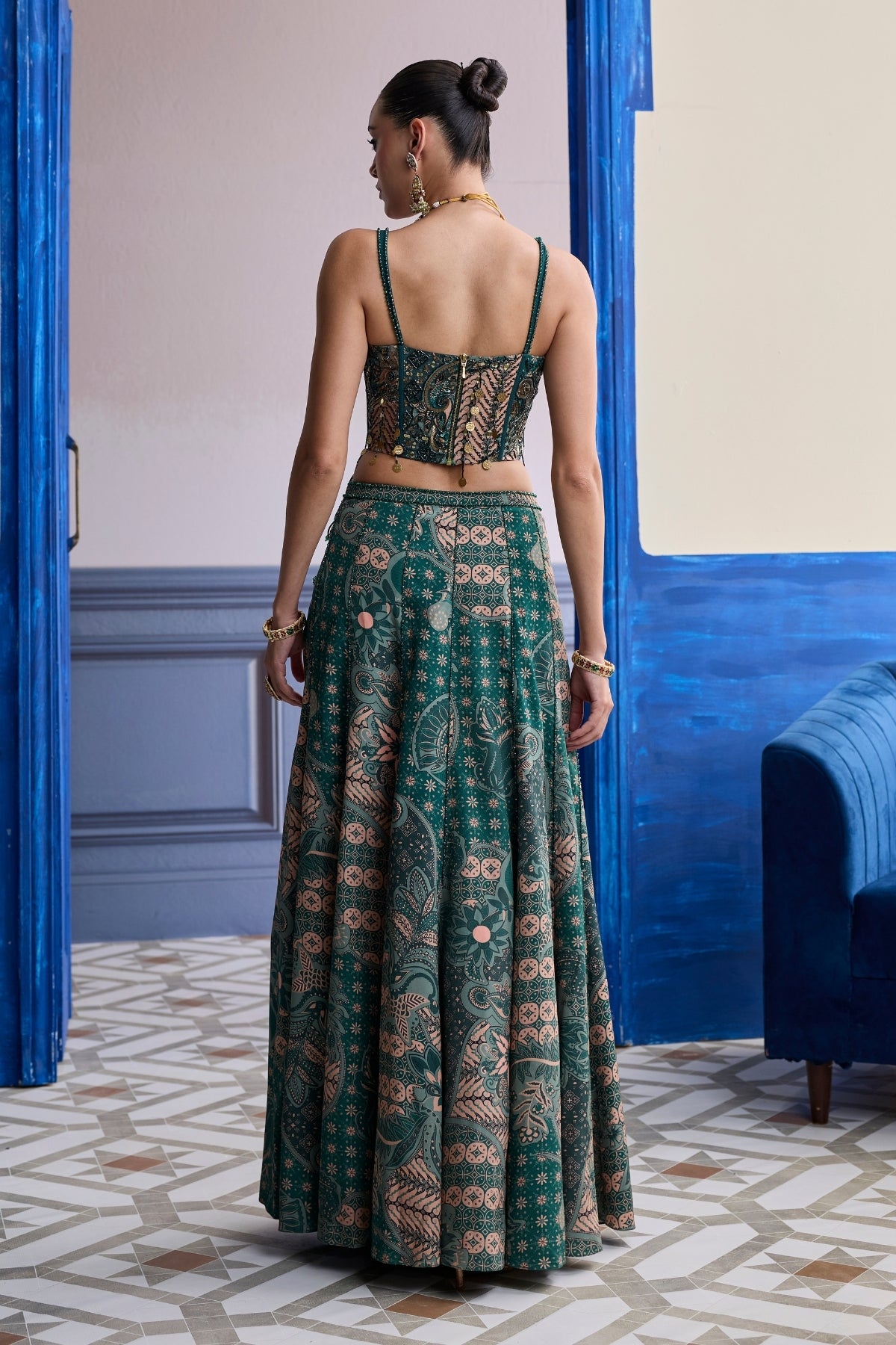 TEAL FLORAL CORSET WITH TIE-UP DETAIL & PANELLED SLIT SKIRT SET
