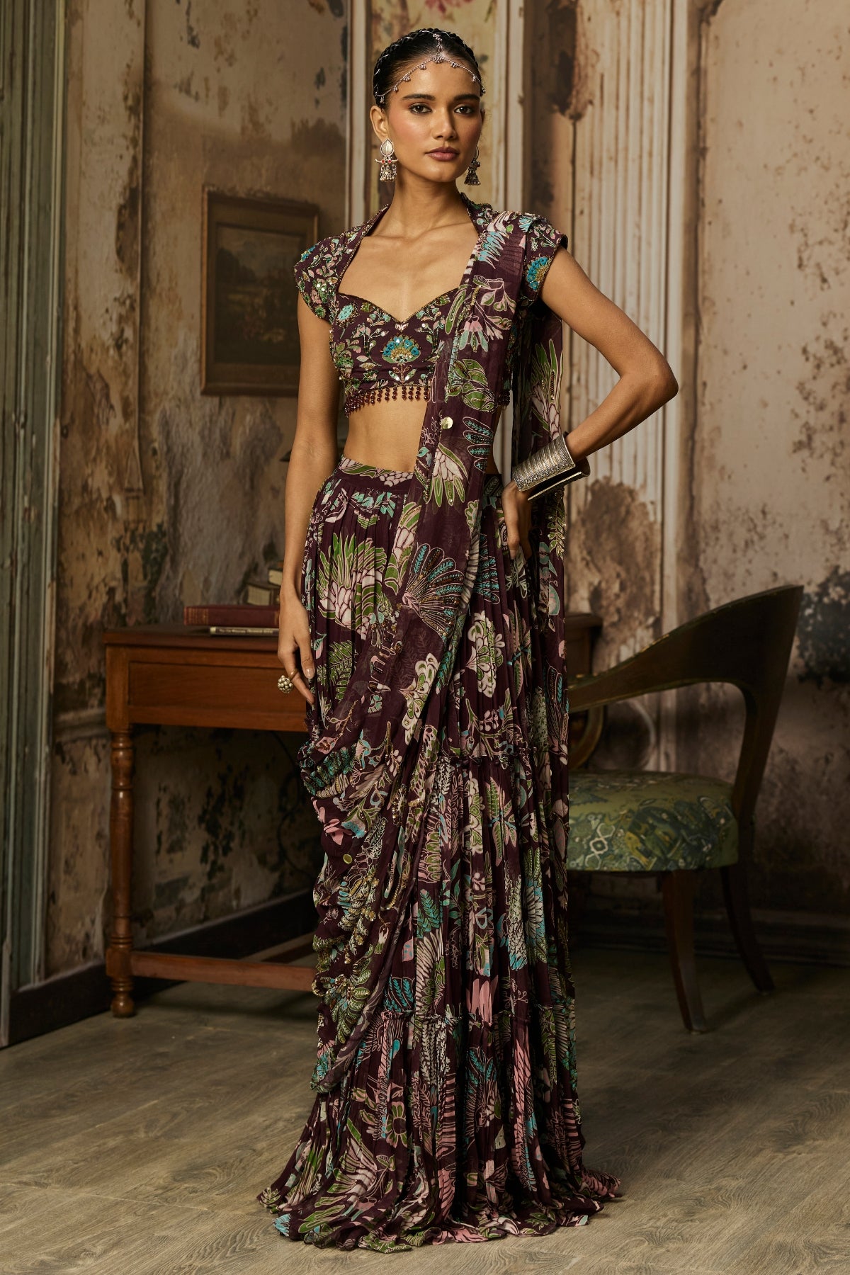 PLUM PRINT AND HIGHIGHTED TIERED SKIRT SAREE SET