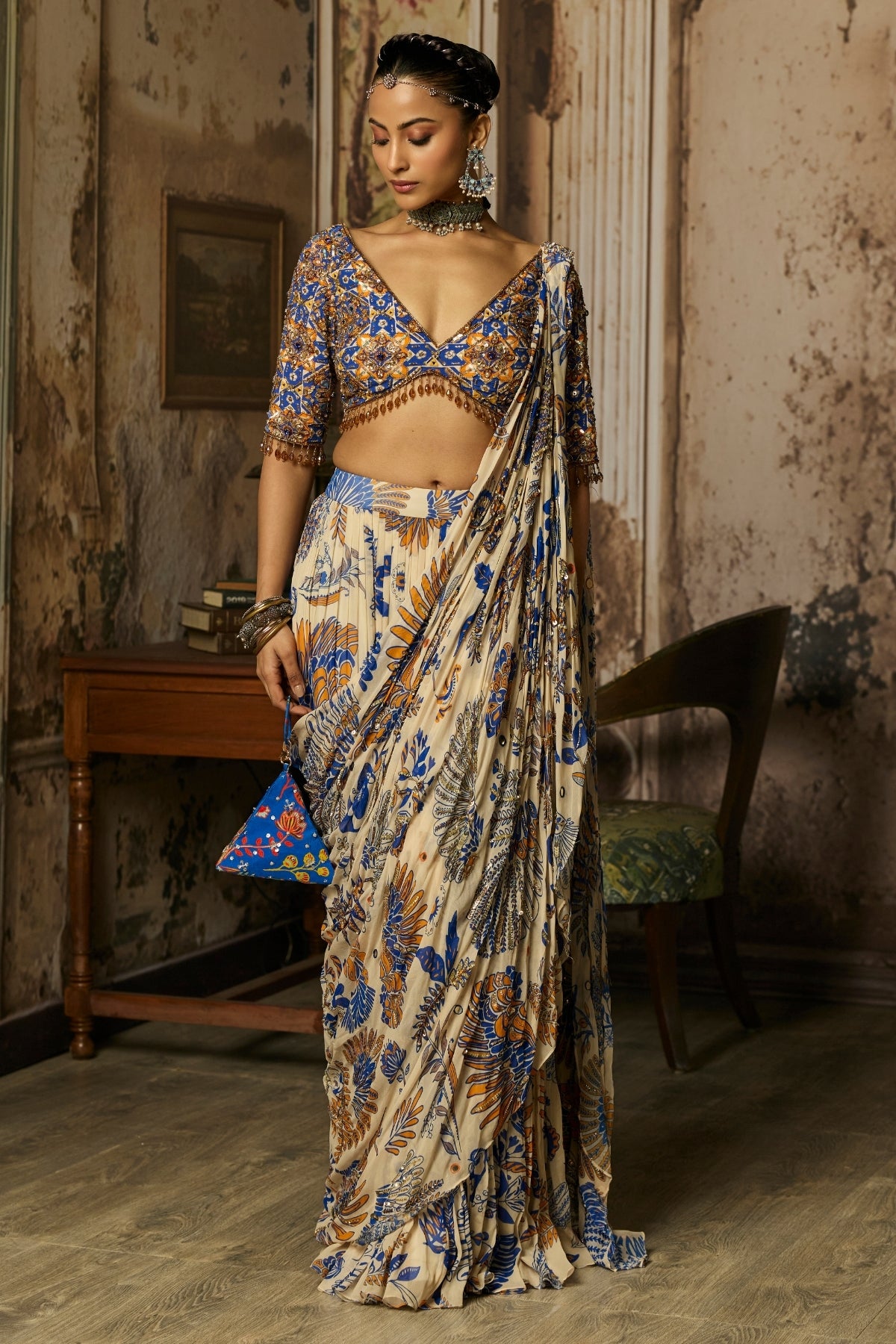 IVORY PRINTED AND HIGHLIGHTED SHARARA PANTS SAREE SET