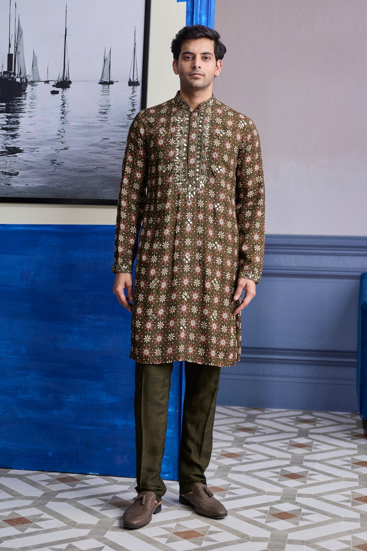 OLIVE BUTTA HIGHLIGHTED KURTA WITH SOLID PANTS