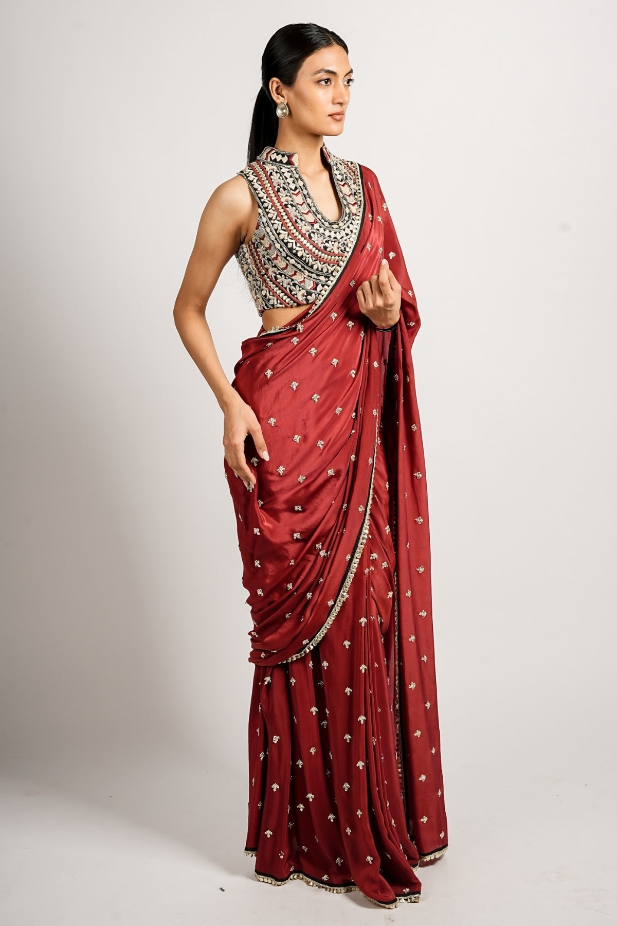 Zahir Embellished Saree With Blouse