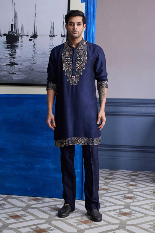 DARK BLUE GEOMETRIC EMBOIDERED KURTA WITH SOLID PANTS