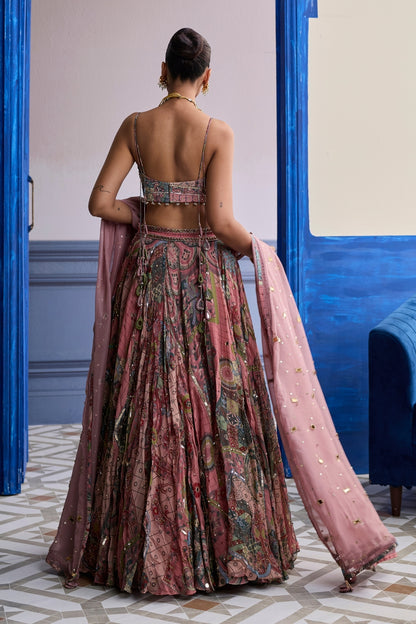 DUSK PINK HIGHLIGHTED BLOUSE WITH LEHENGA & EMBROIDERED DUPATTA SET