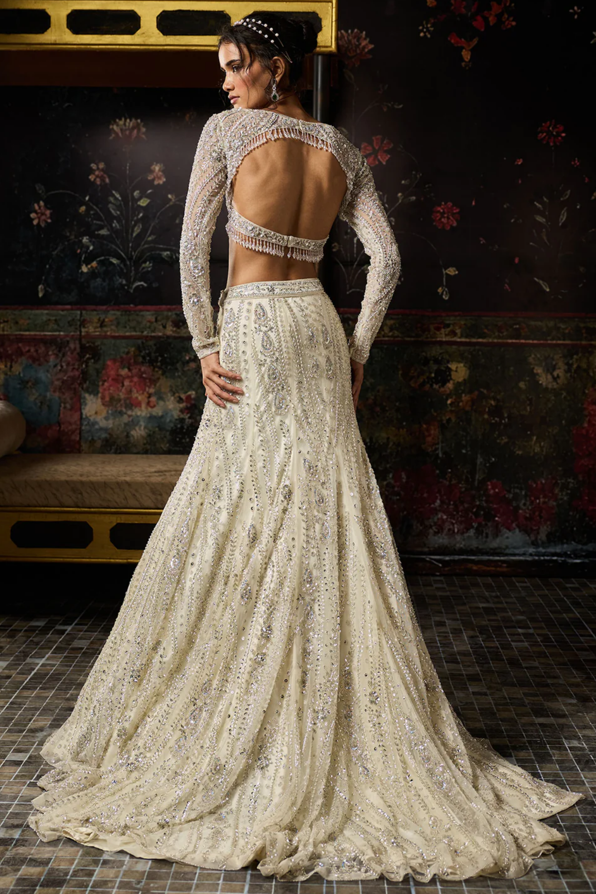 SILVER FULLY EMBELLISHED LONG TRAIL LEHENGA SET