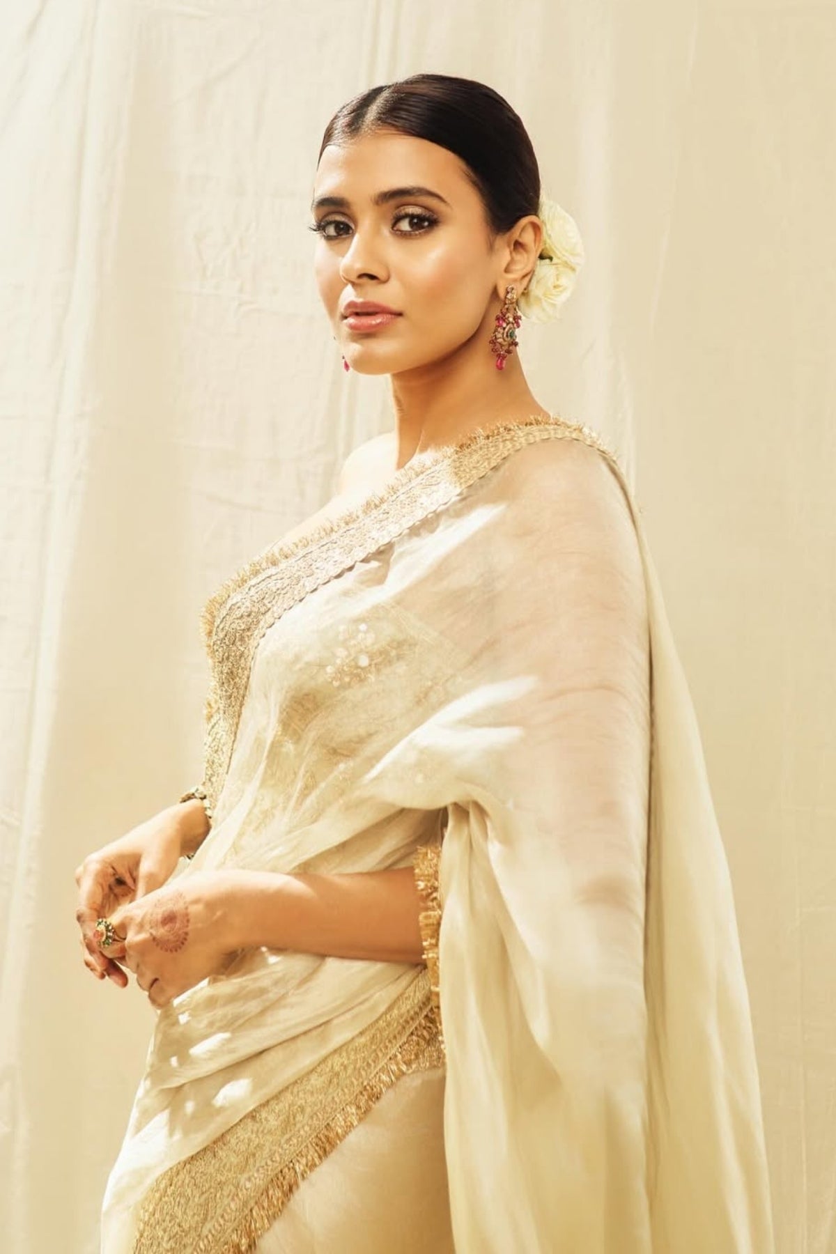 Hebah Patel in Zoya saree Set
