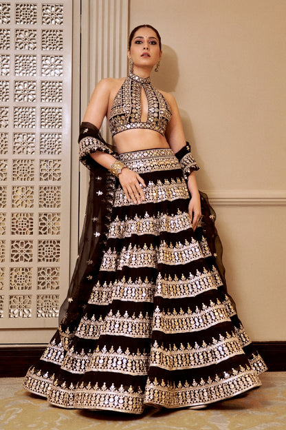 Rashi Khanna in Farheen Lehenga Set