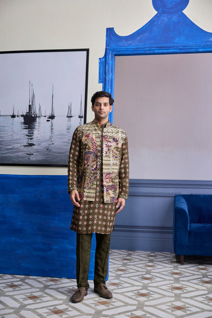 OLIVE BUTTA HIGHLIGHTED KURTA WITH OLIVE PRINT HIGHLIGHTED BUNDI JACKET PAIRED WITH SOLID PANTS