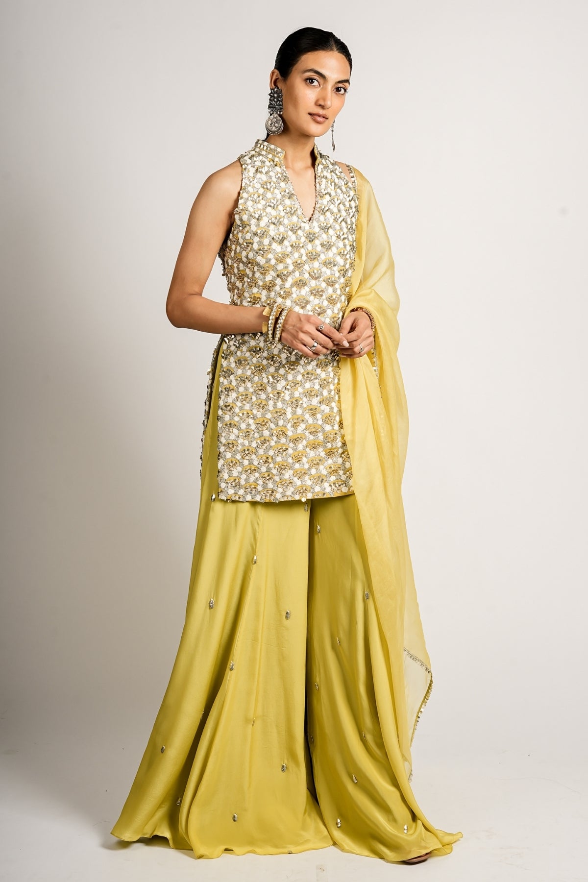 Iraya Embellished Kurta With Pants and Dupatta