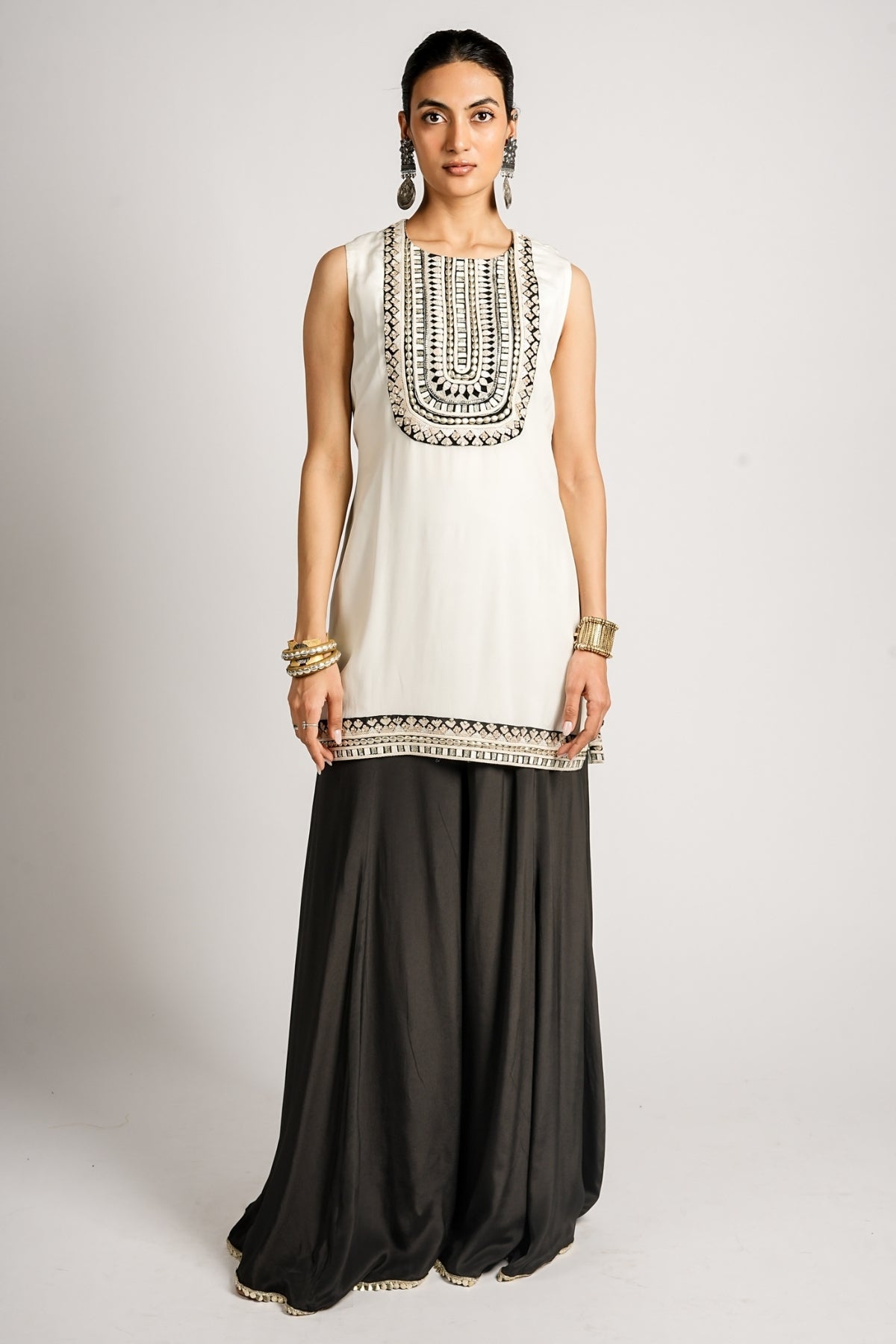 Zehna Embellished Yoke Kurta With Pants and Cape