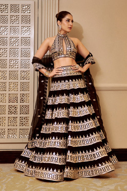 Rashi Khanna in Farheen Lehenga Set