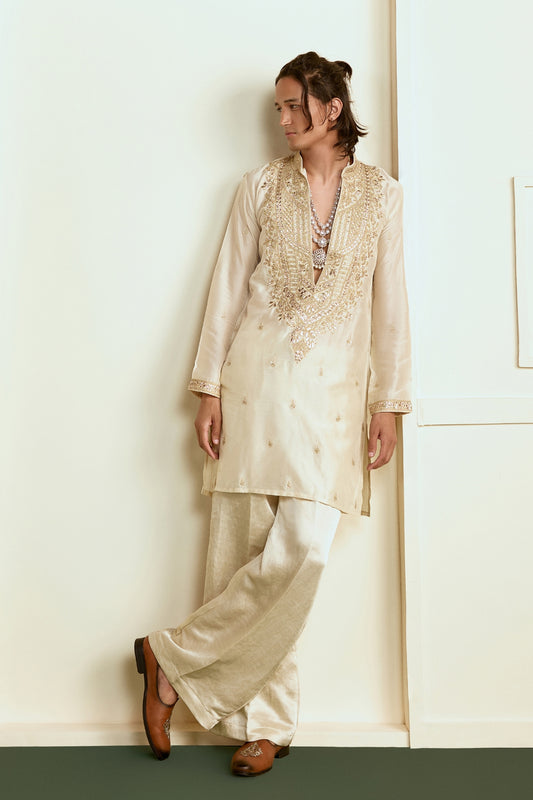 Pranav Kurta Set