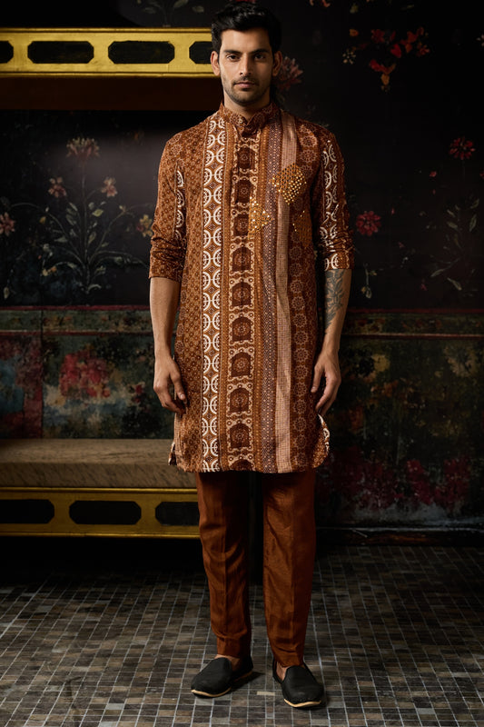 CARAMEL PRINT & HIGHLIGHTED KURTA & PANTS
