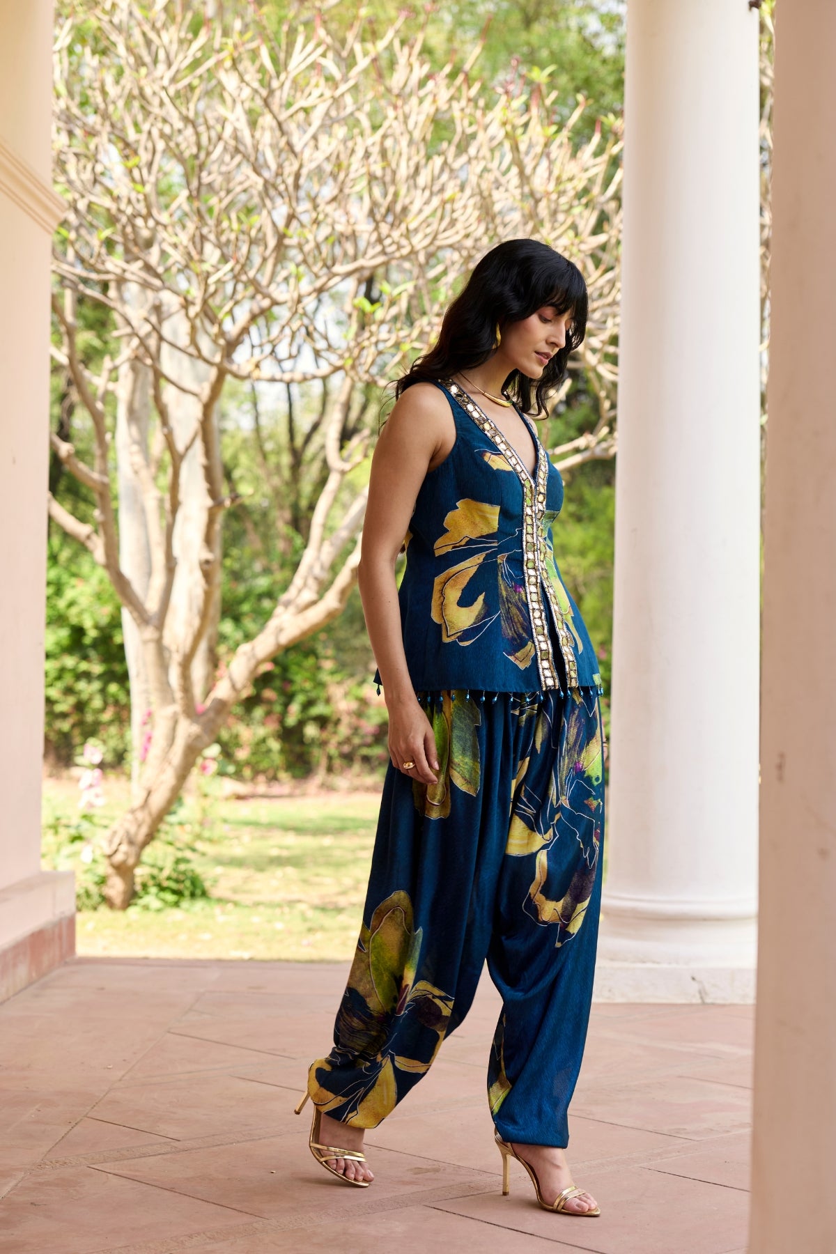 NAVYGOLD FLORAL PRINTED DHOTI SET