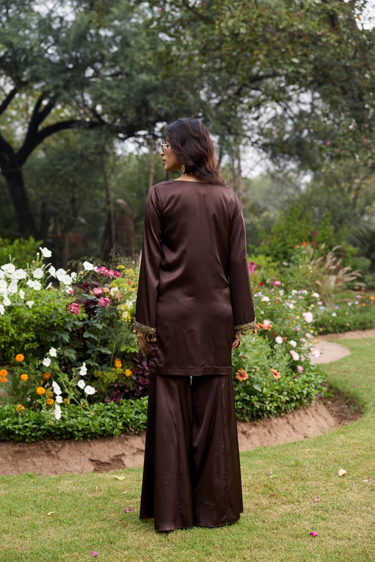 MOCHA BROWN EMBROIDERED SATIN KURTI SET