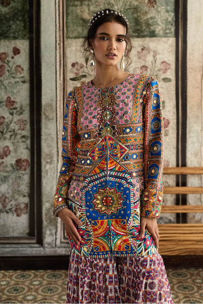 MULTI-COLOR  PRINT AND HIGHLIGHTED  JACKET SET