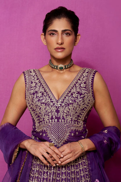 Kubbra sait in Razia Lehenga Set