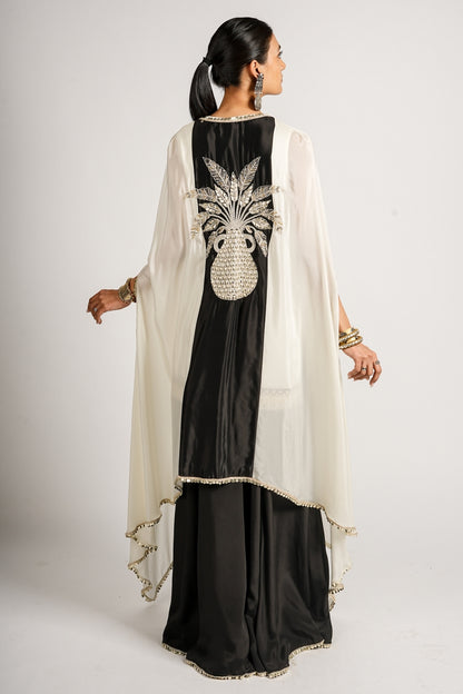 Zehna Embellished Yoke Kurta With Pants and Cape