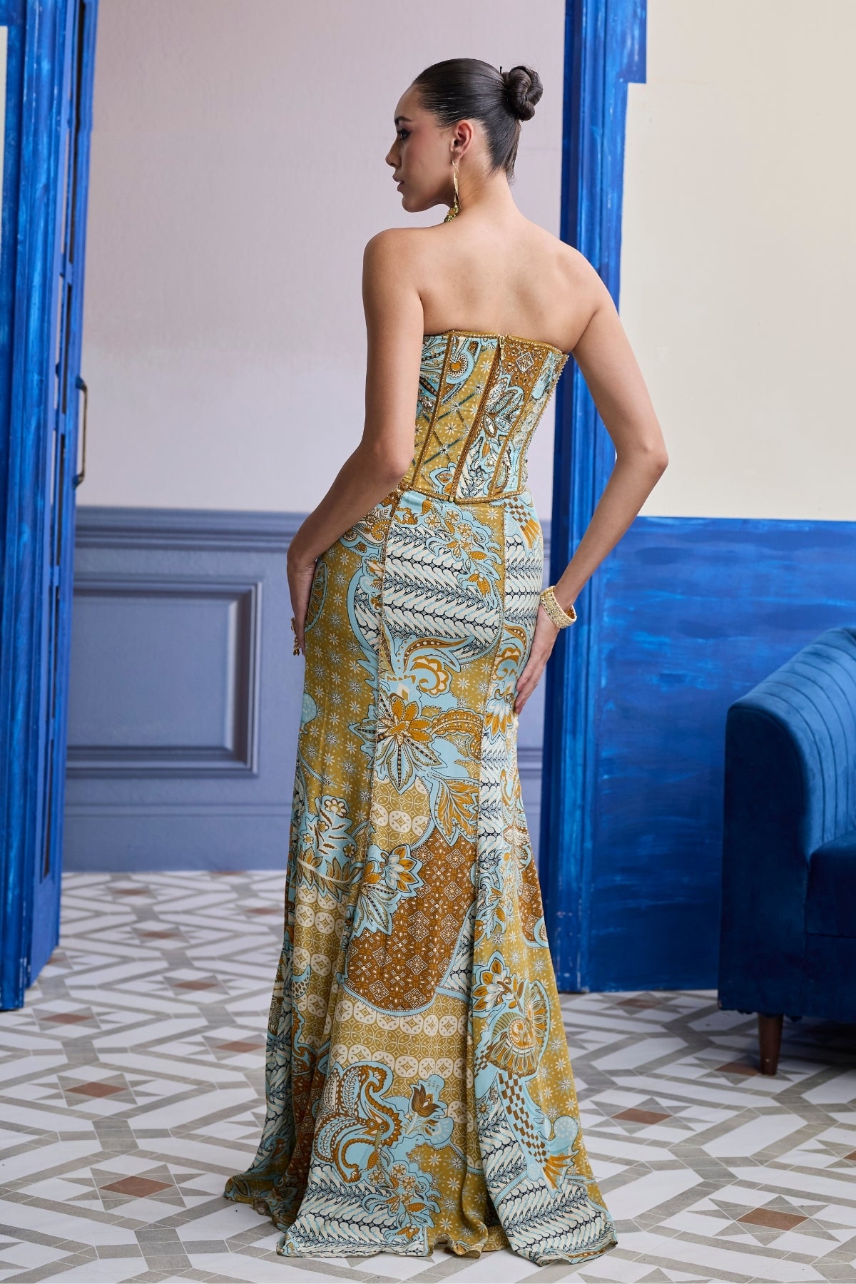 YELLOW STRUCTURED CORSET WITH BEADED MERMAID SKIRT SET