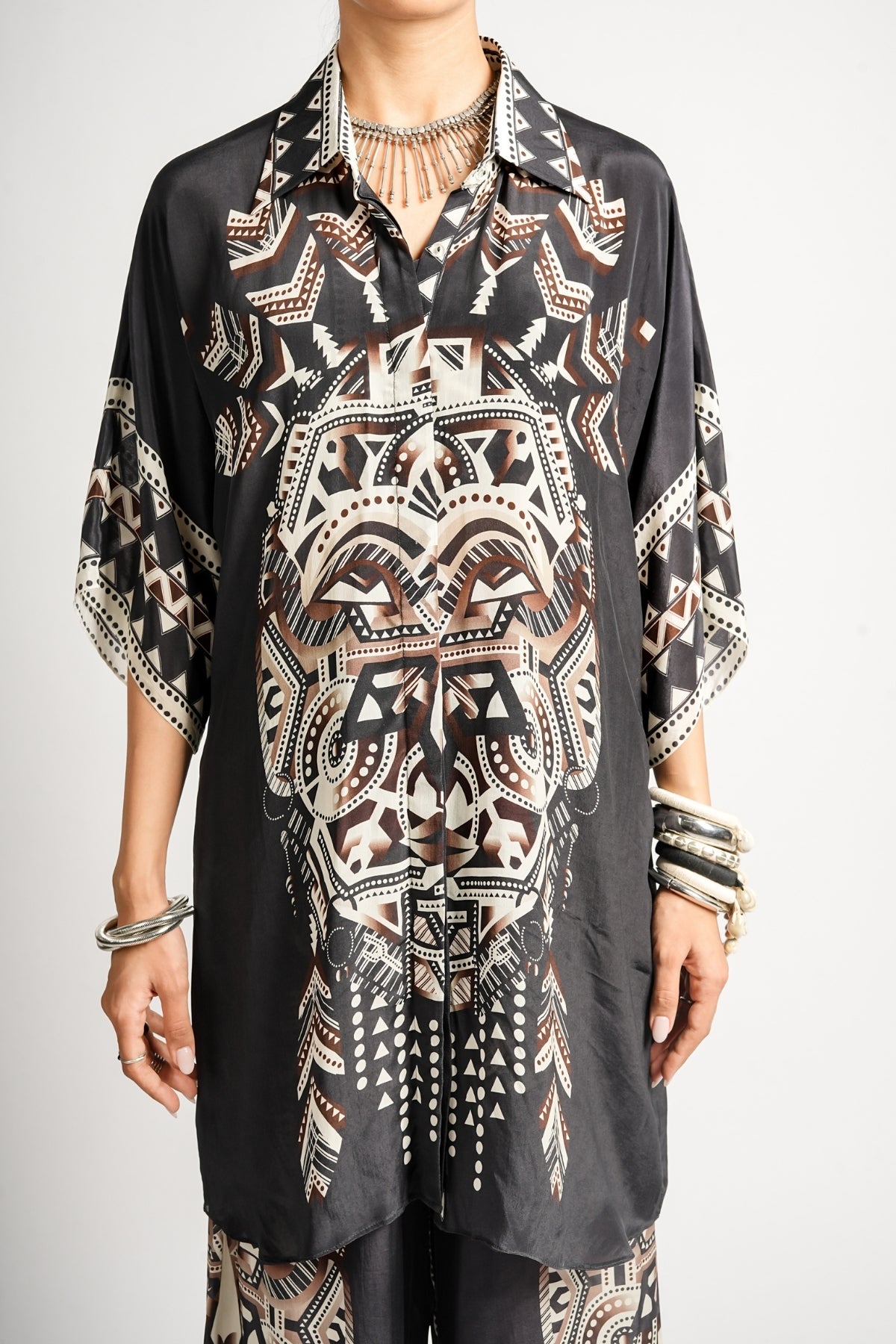 Kuro Mask Co-ord Set With Printed Bustier