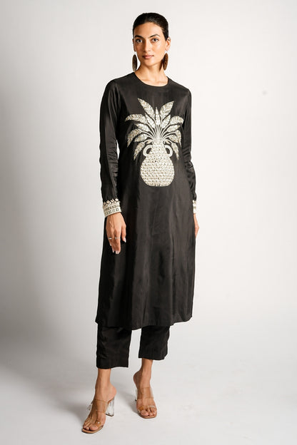 Raza Kurta Set