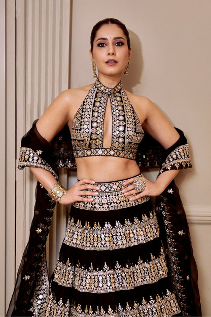Rashi Khanna in Farheen Lehenga Set