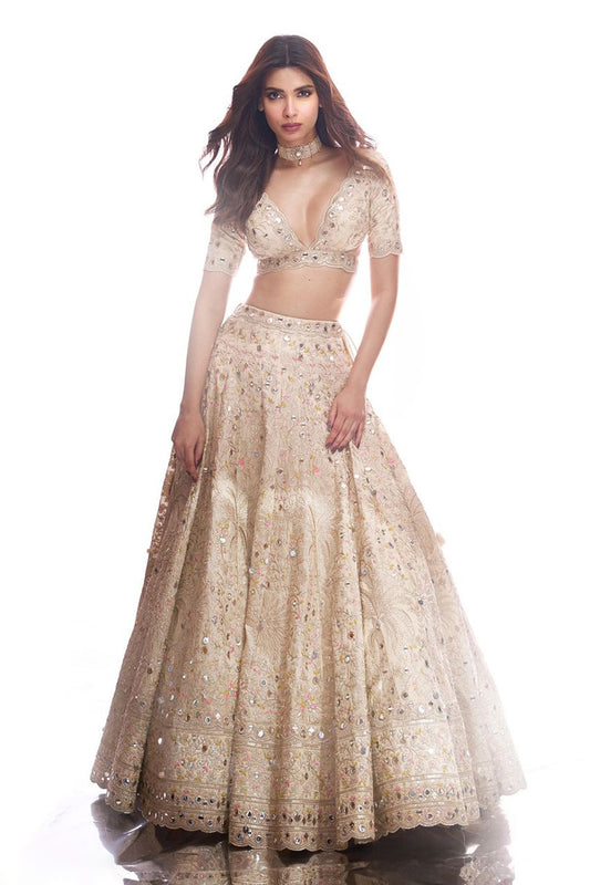 Diana Penty in Raima Lehenga Set