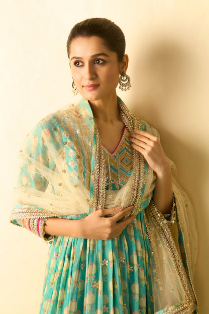 Akira  Anarkali Set