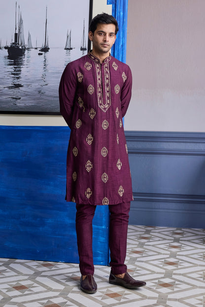 PLUM EMBROIDERED PLACKET KURTA WITH PANTS