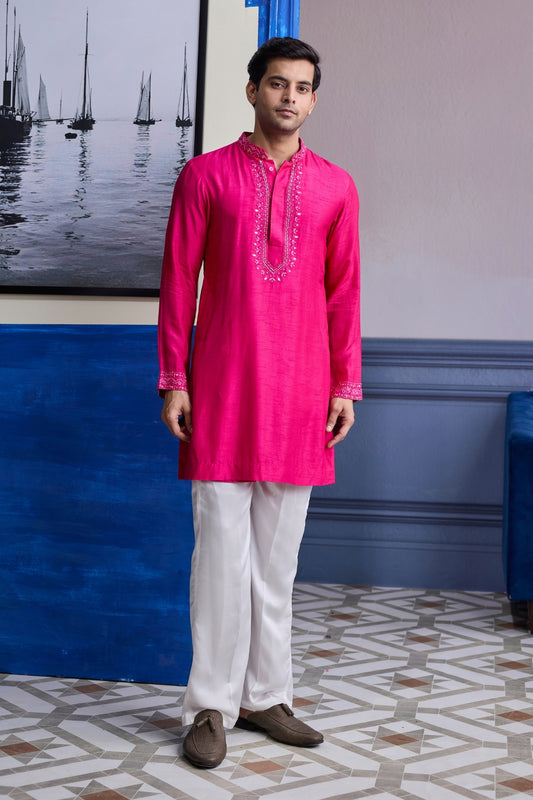 FUSCHIA PINK MIRROR EMBROIDERED & THREAD WORK KURTA WITH PANTS