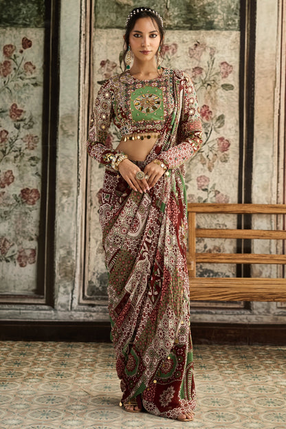 SAGE-MAROON PRINT AND HIGHLIGHTED  SLIT SKIRT SAREE SET