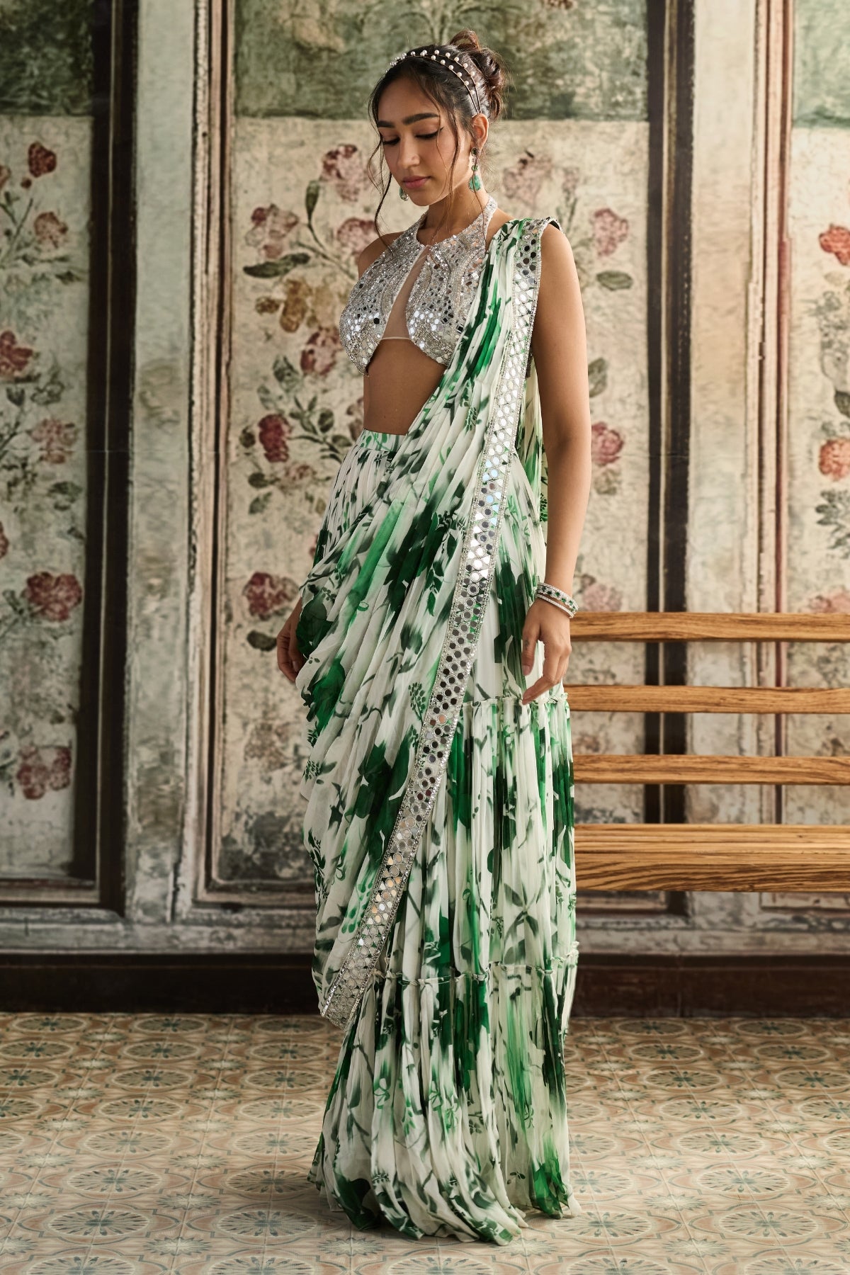 IVORY & GREEN FLORAL PRINT AND HIGHLIGHTED BORDER SKIRT SAREE SET