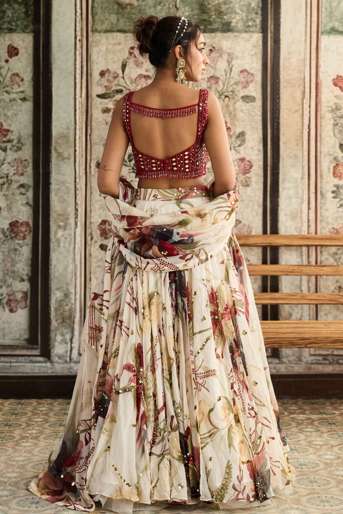 IVORY FLORAL PRINT AND HIGHLIGHTED LEHENGA SET