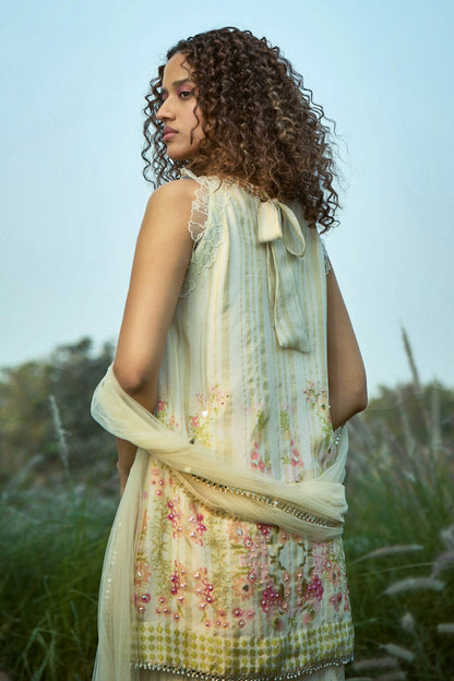 Floral Printed off white sharaset